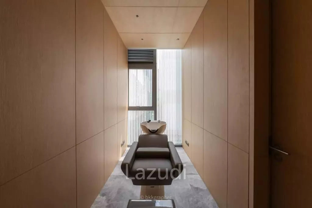 2 Beds 3 Baths 166 SQ.M SCOPE Langsuan