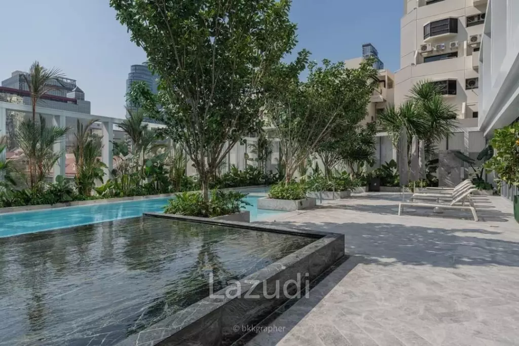 2 Beds 3 Baths 166 SQ.M SCOPE Langsuan
