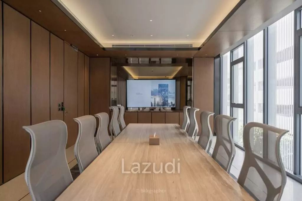 2 Beds 3 Baths 166 SQ.M SCOPE Langsuan