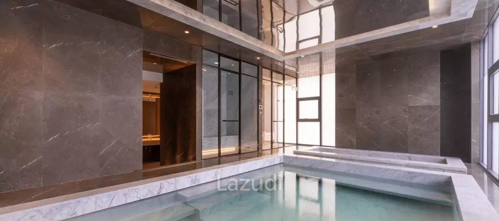 2 Beds 3 Baths 166 SQ.M SCOPE Langsuan