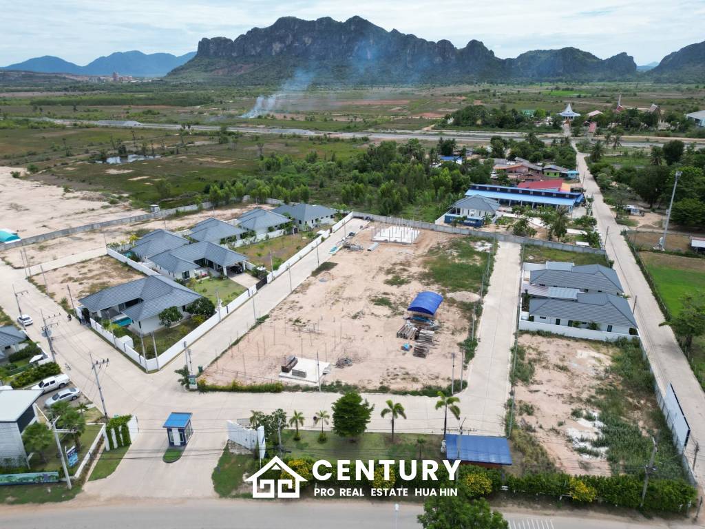 Huguh Home Pool Villa Cha Am