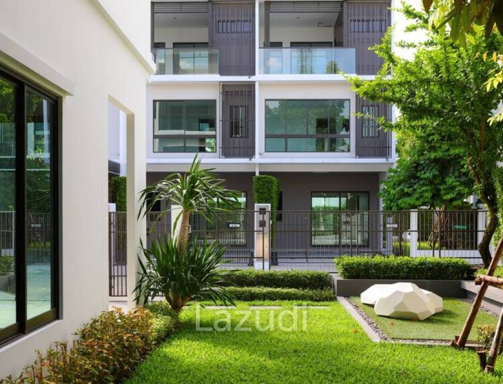 The Landmark Ekamai-Ramindra