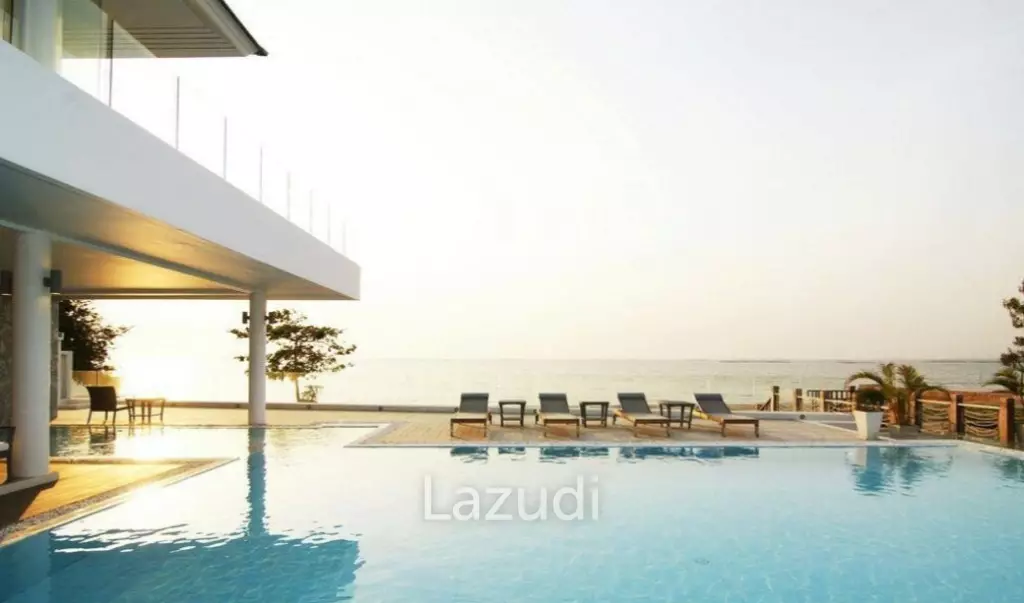 3 Beds 3 Baths 360 SQ.M. Seabreeze Villa Pattaya