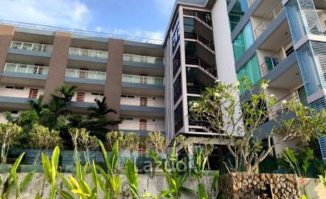Kathu Golf Condo