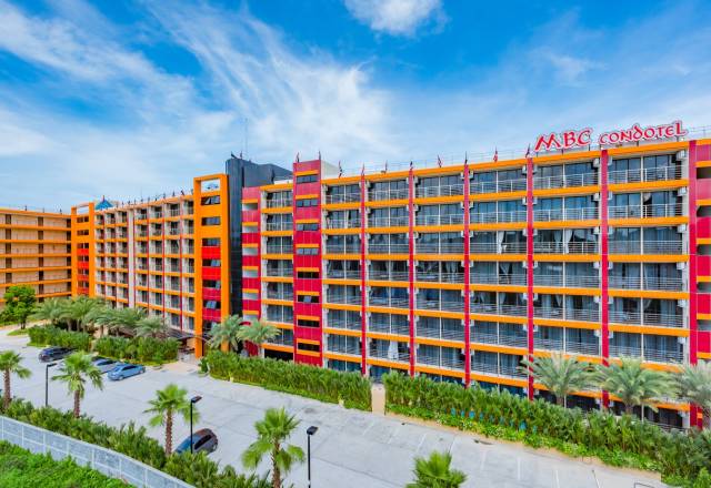 Mai Khao Beach Condotel