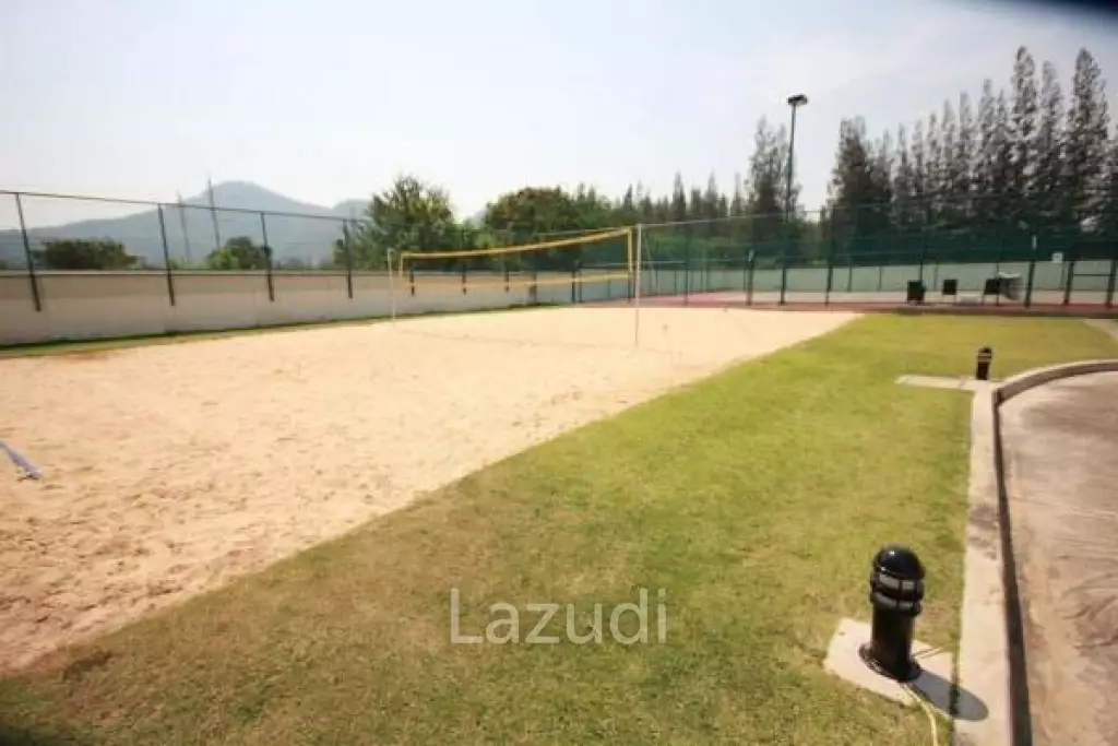 2 bed townhouse close to city center