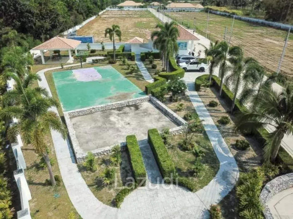 PALM GATE : Lovely 5 bed pool villa