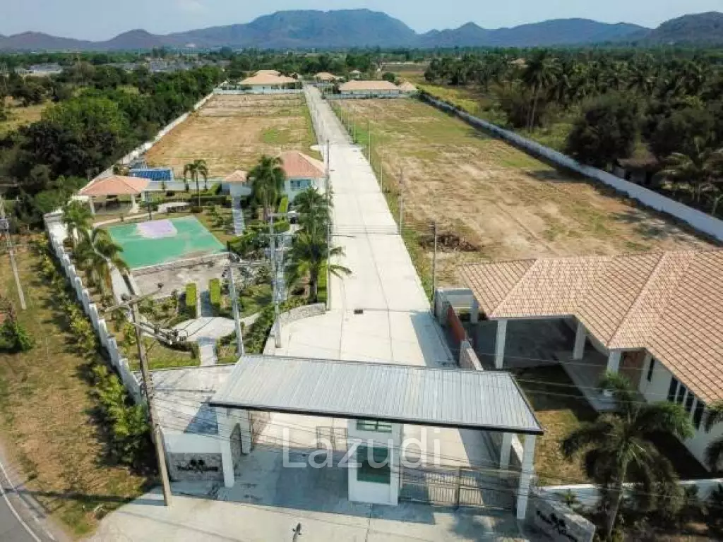PALM GATE : Lovely 5 bed pool villa