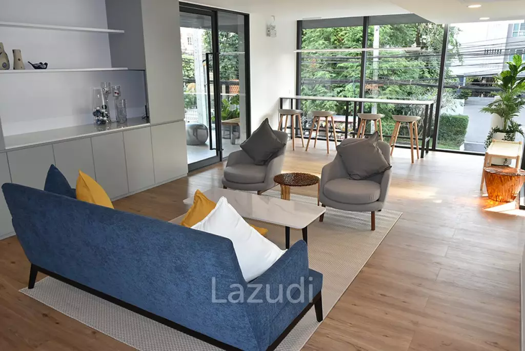 2 Bed 2 Bath 45 SQ.M TATE Thonglor 11