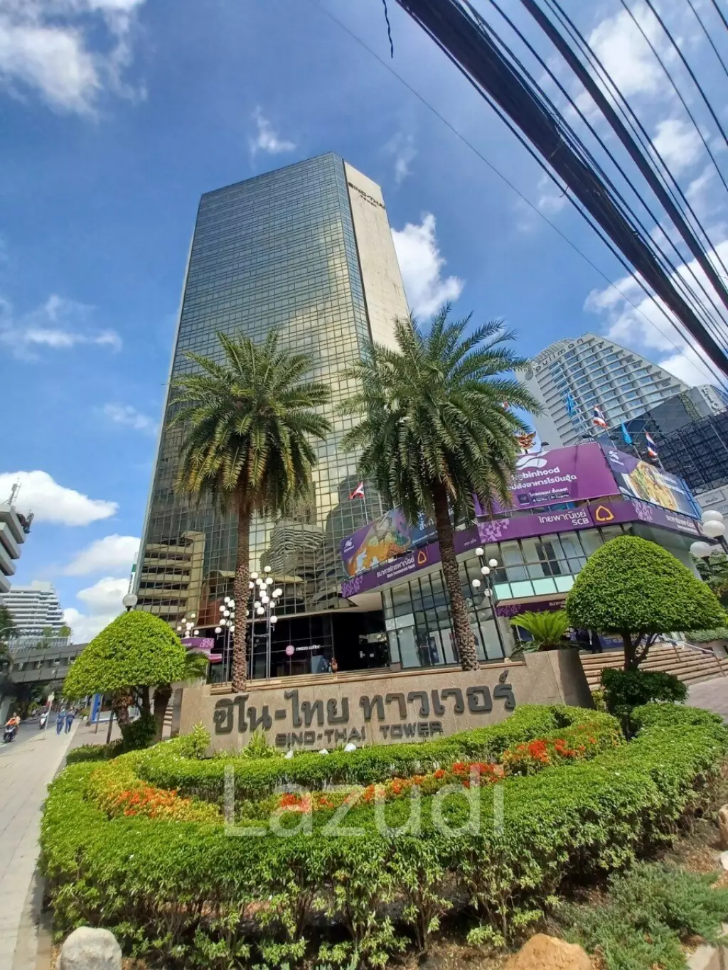 Office space for rent at Sino-Thai Tower unit 7D  size 67 Sqm