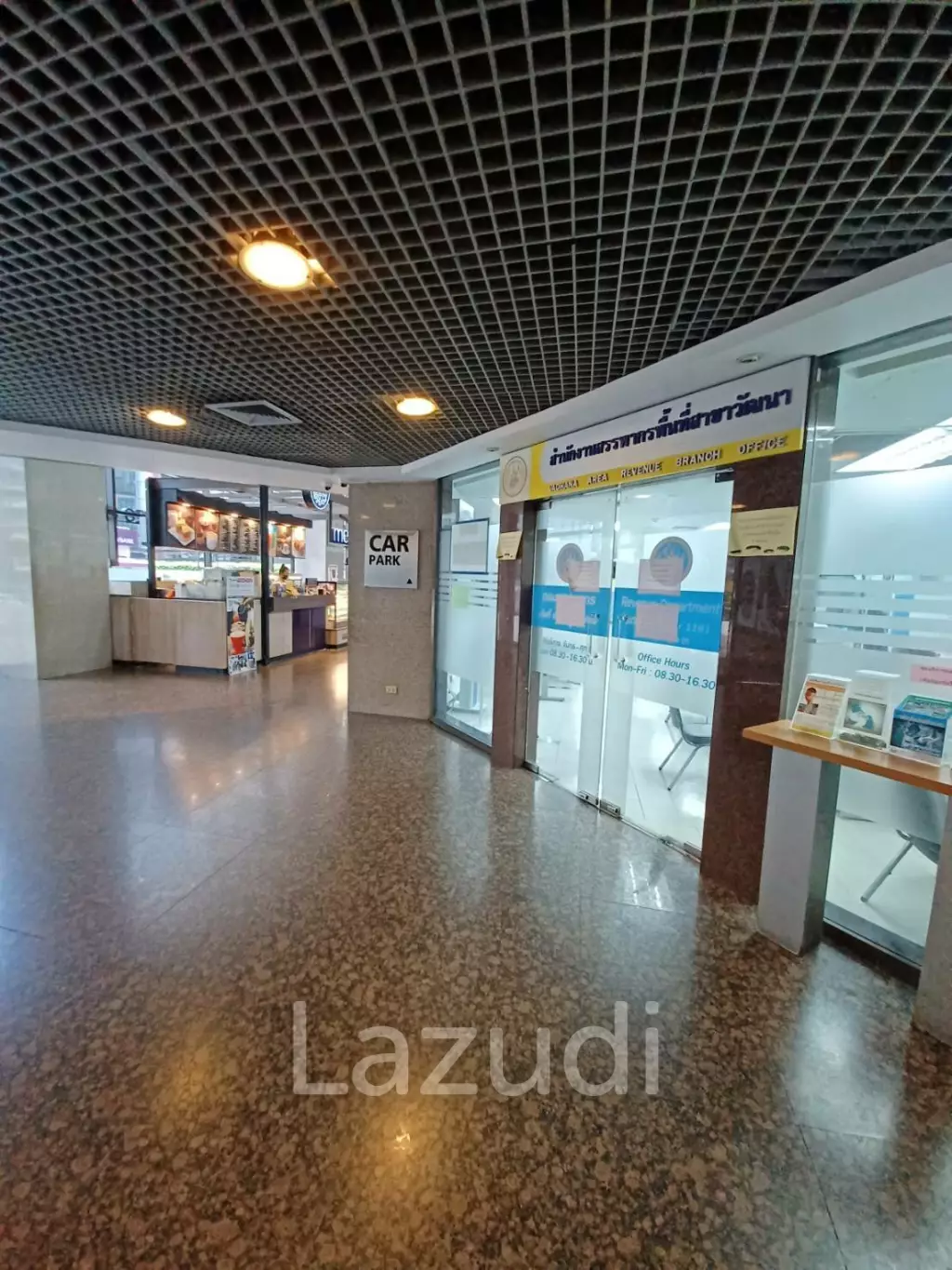 Office space for rent at Sino-Thai Tower unit 7D  size 67 Sqm