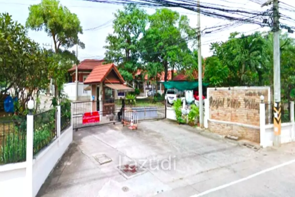 4 Bedroom 3 Bathroom 220 SQ.M. Royal View Village