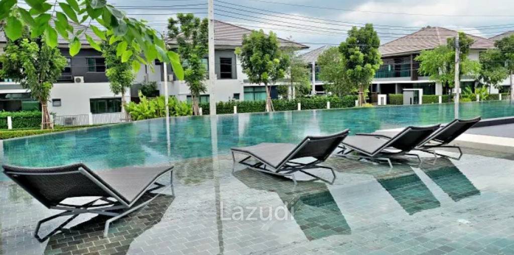 เศรษฐสิริ กรุงเทพกรีฑา