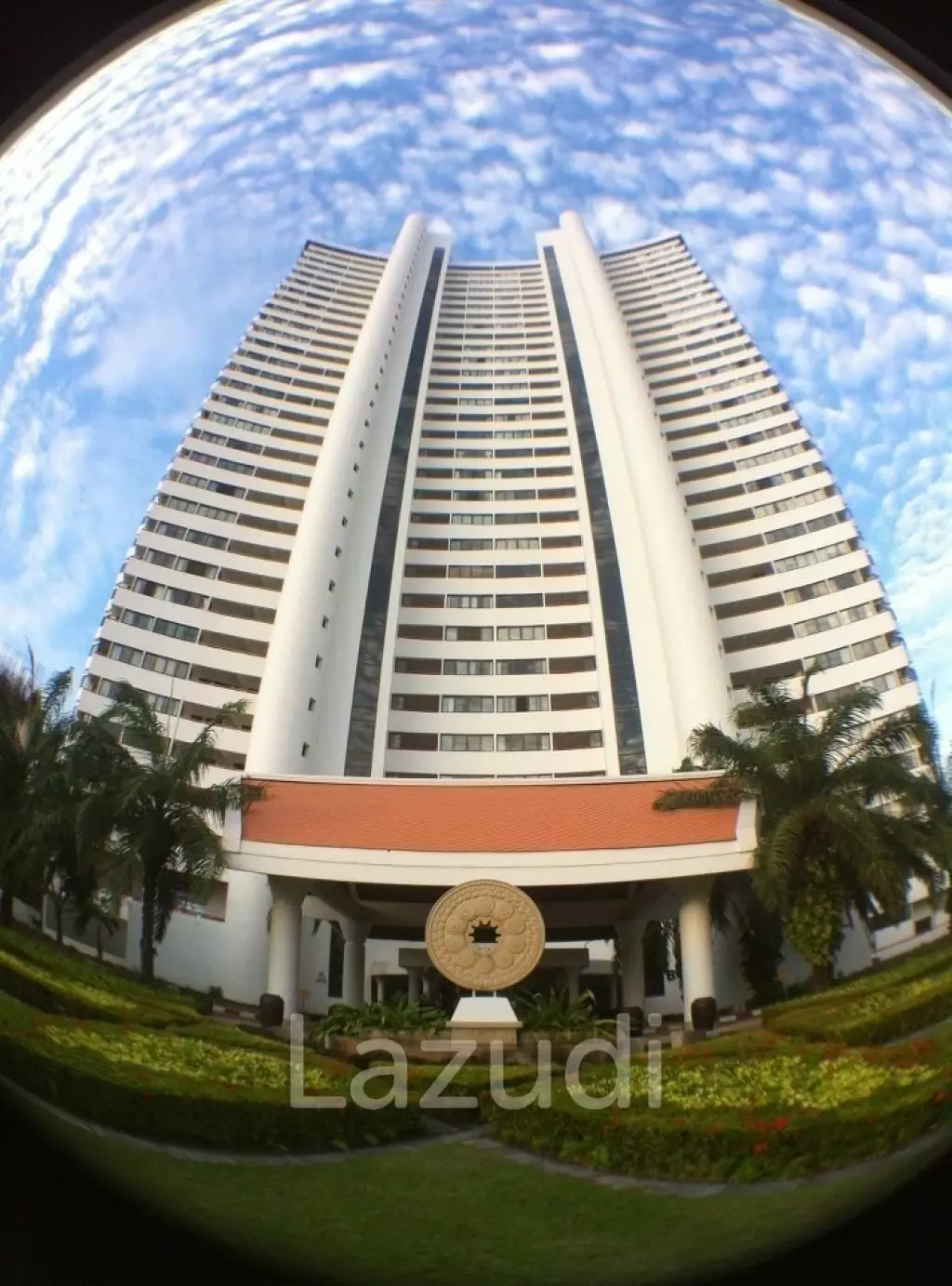 Stunning 21st Floor Studio at Sunshine Beach Condotel