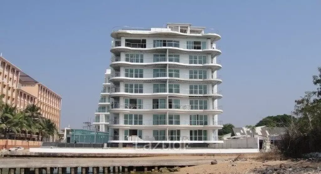 Spacious 1-Bedroom for Rent Beachfront Jomtien Residence