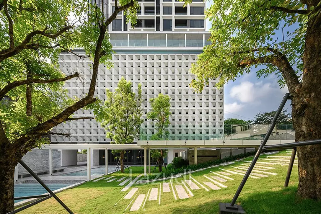 1 Bed 1 Bath 55 SQ.M BEATNIQ Sukhumvit 32