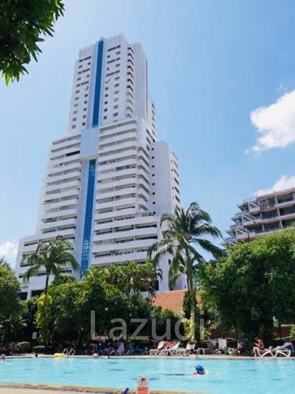 Sea View, 2-bed Corner Apartment - Sale/Rent  - Beach Road, Patong