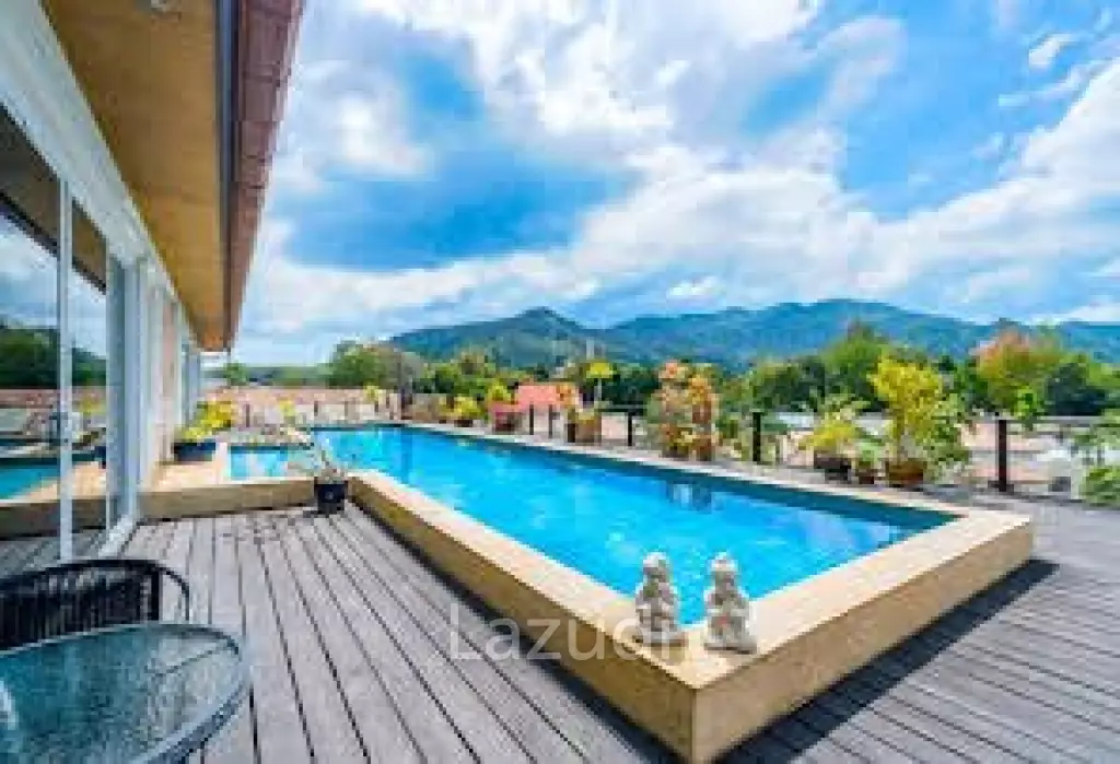 Spacious 3-Bedroom Condo Close to HeadStart International School
