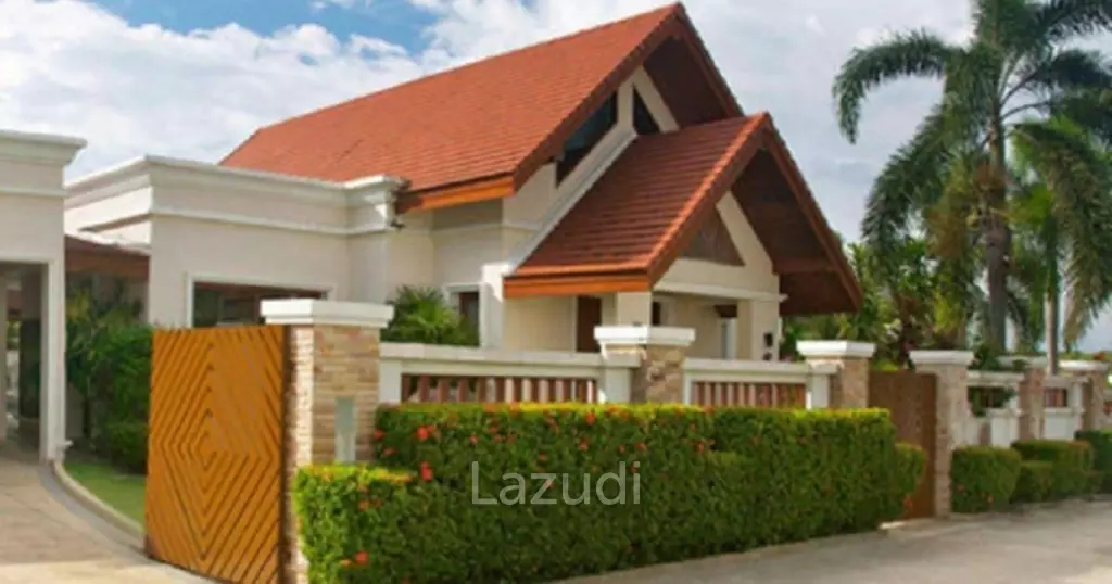 Spacious 3-Bedroom Condo Close to HeadStart International School