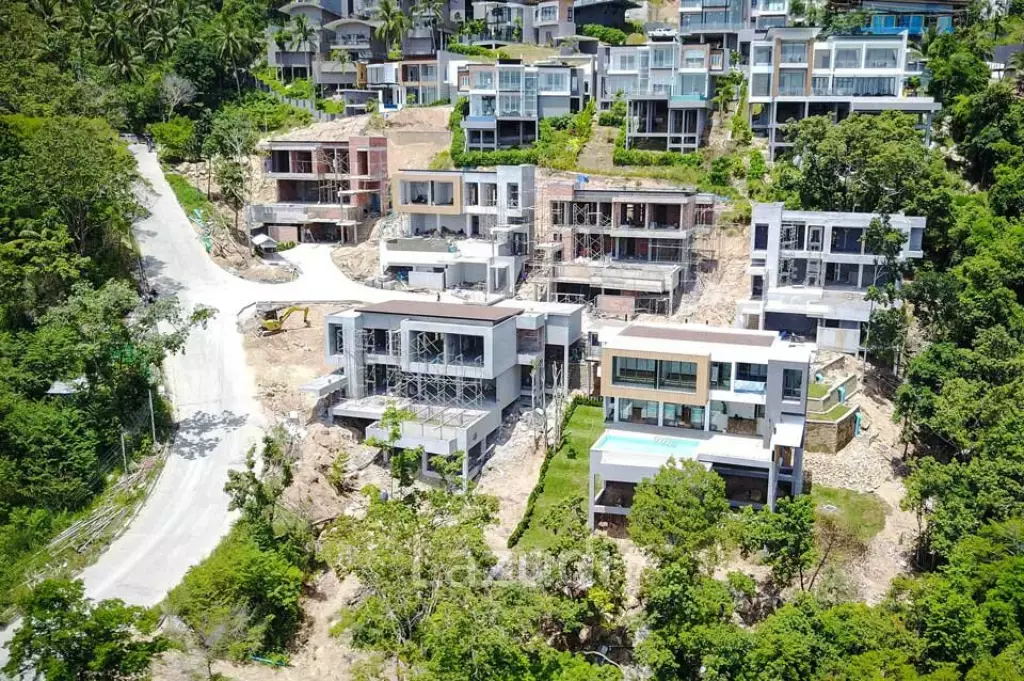 Luxury Villa in Gated Community in Chaweng Noi, Koh Samui