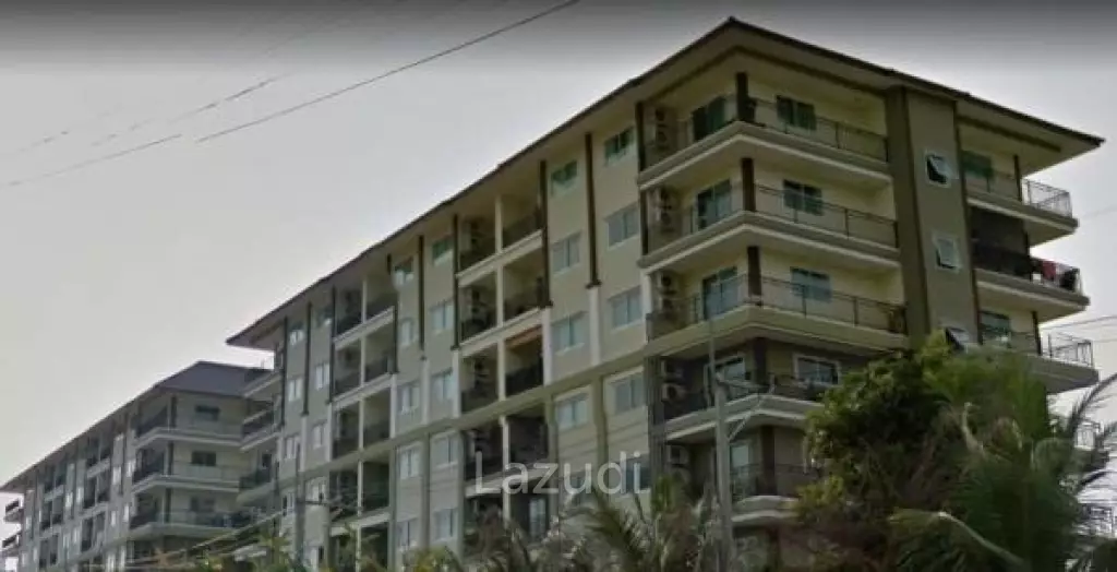 Spacious 1-Bedroom Condo for Rent at Porch Land Jomtien