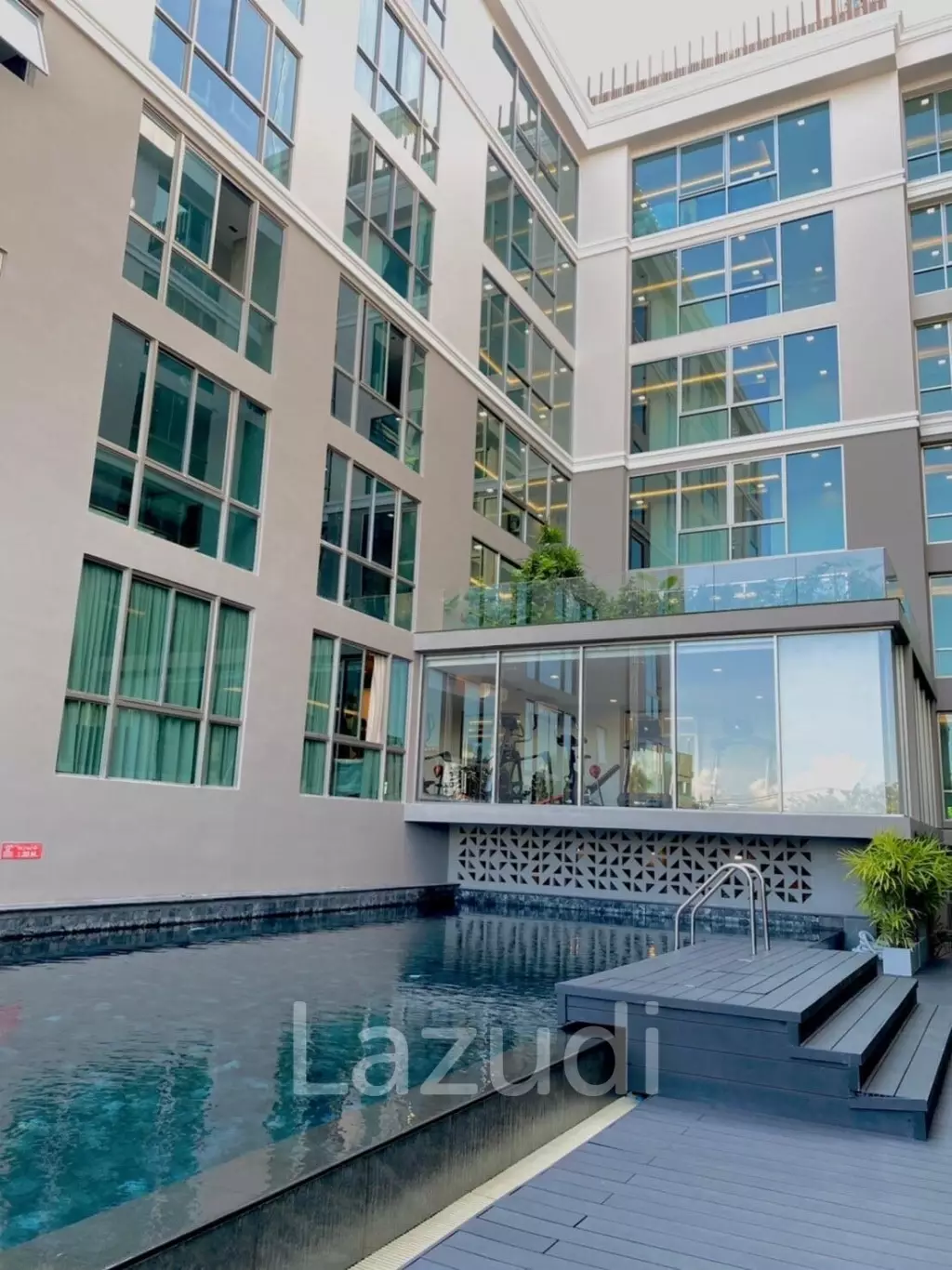 2 Bed 2 Bath 62.55 SQ.M The Erawan Condo