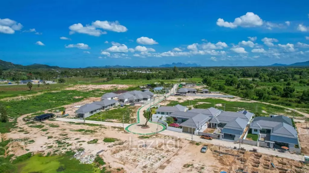 Luxury Villa in Botanica Hua Hin Thap Tai