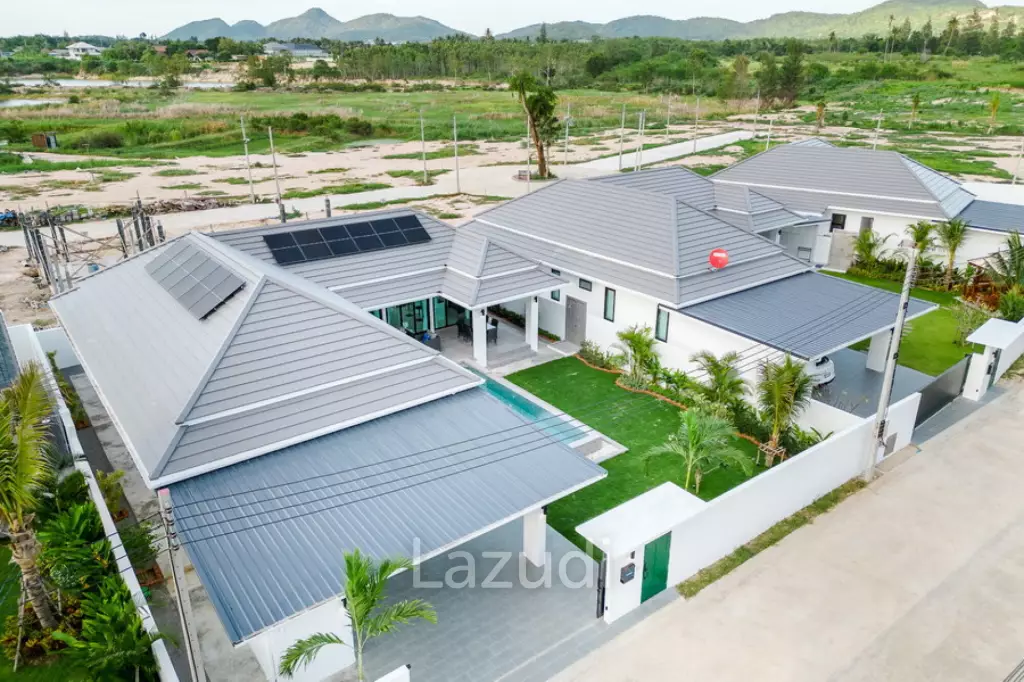 Luxury Villa in Botanica Hua Hin Thap Tai