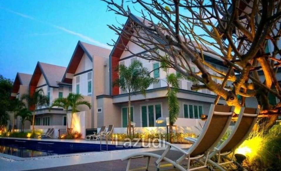 H Two Villa