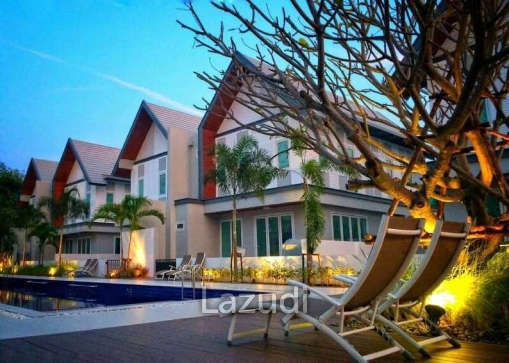 H Two Villa