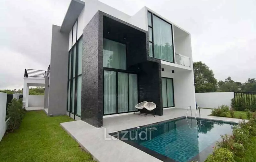 400 SQ.M. Modern Style House in Wang Tan Village