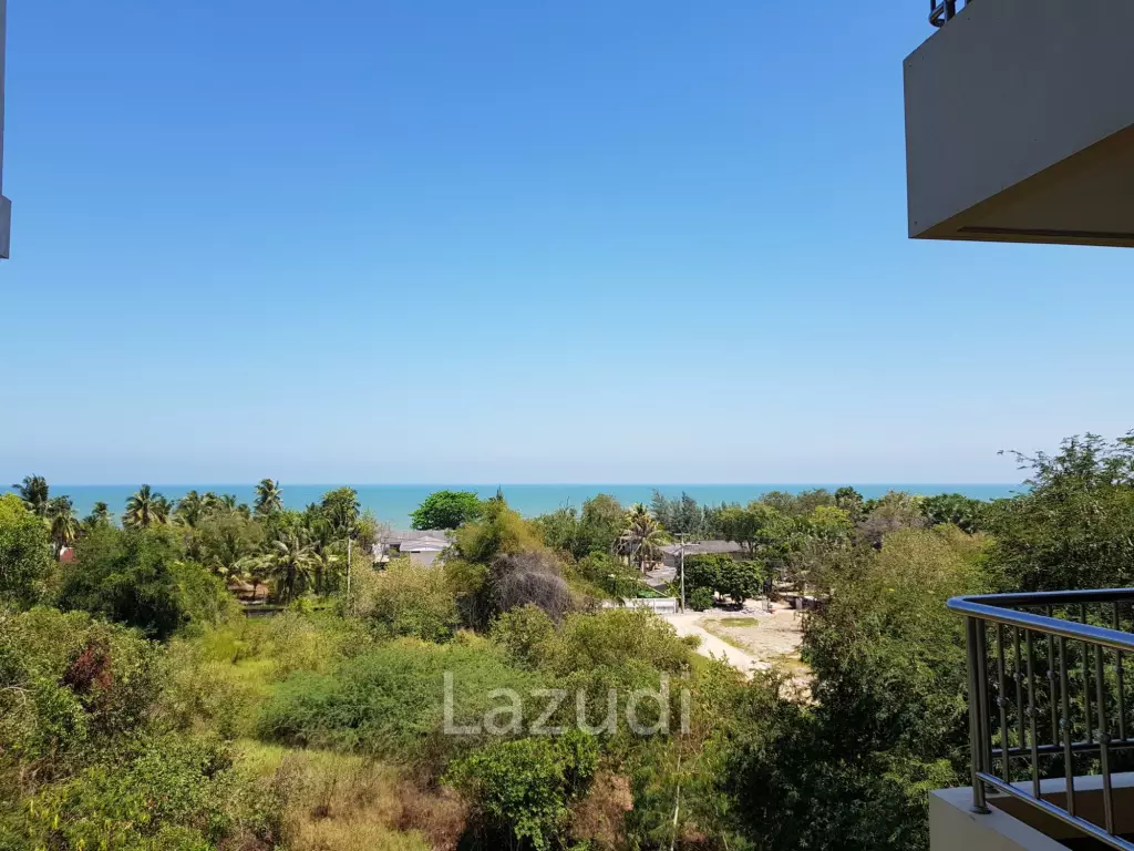 Top Floor Panoramic Beachview 3 bed, 2 bath