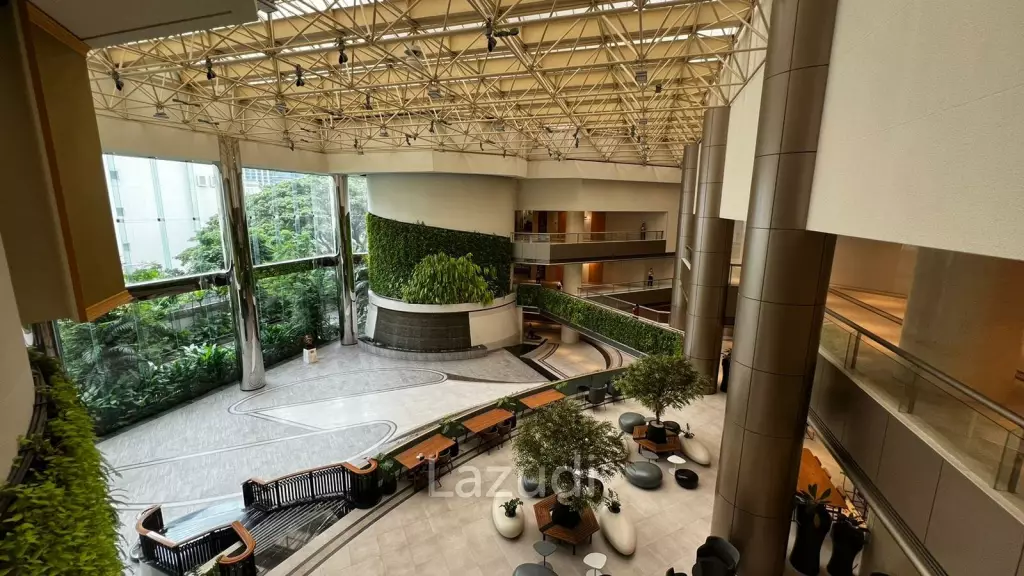 Office For Rent At Sindhorn Tower