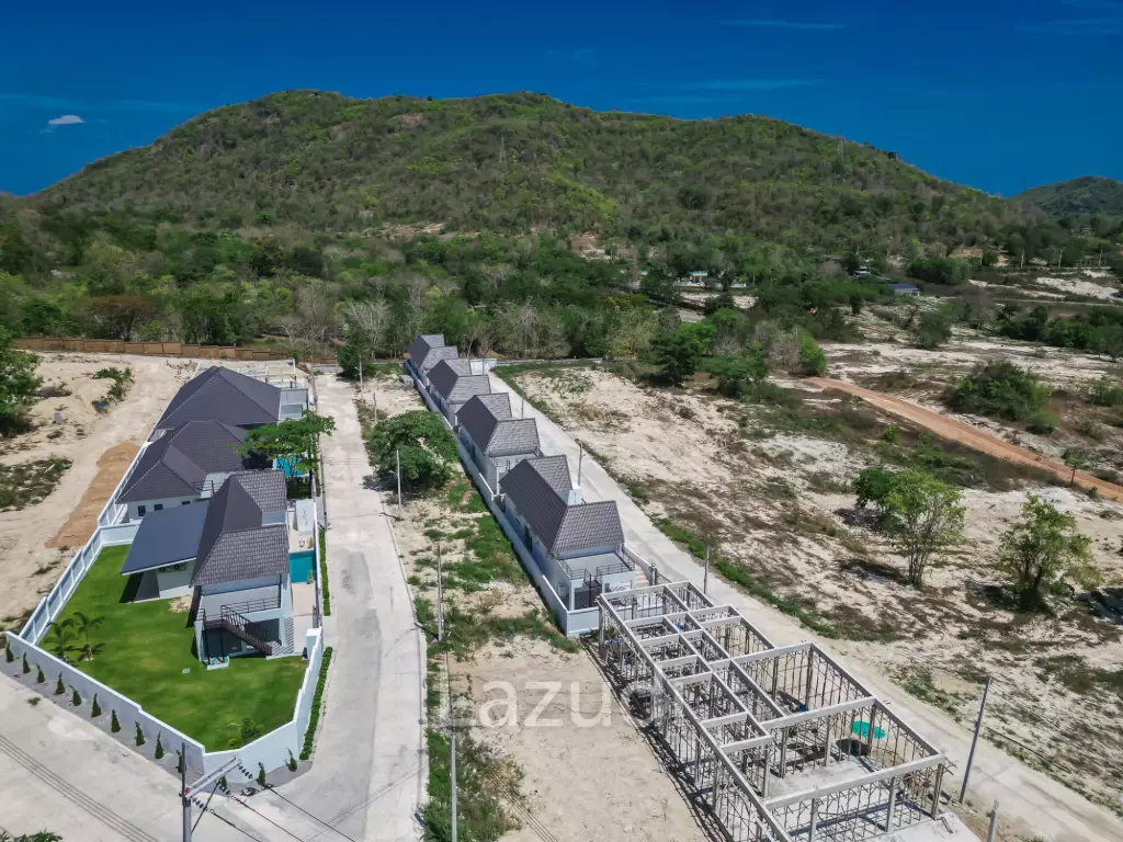 4 Beds 3 Baths 312 SQ.M Pavilion Ville, Unfurnished