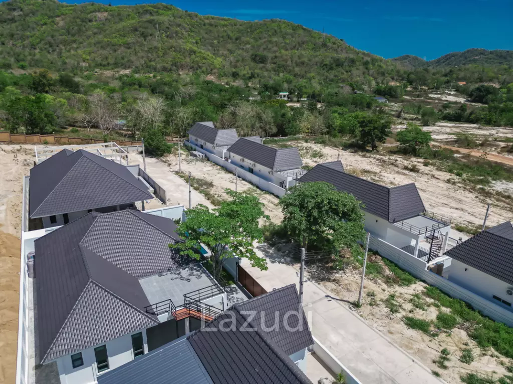 4 Beds 3 Baths 312 SQ.M Pavilion Ville, Unfurnished