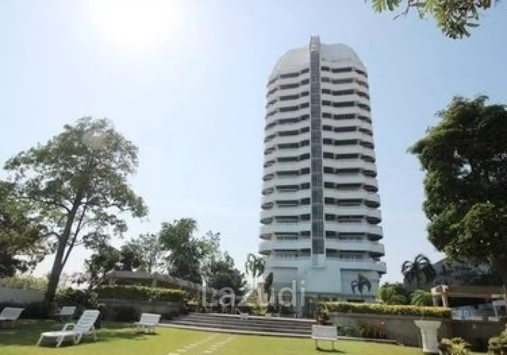 95 sqm sea view condo at VIP Condochain Cha-am