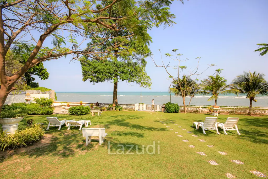 95 sqm sea view condo at VIP Condochain Cha-am