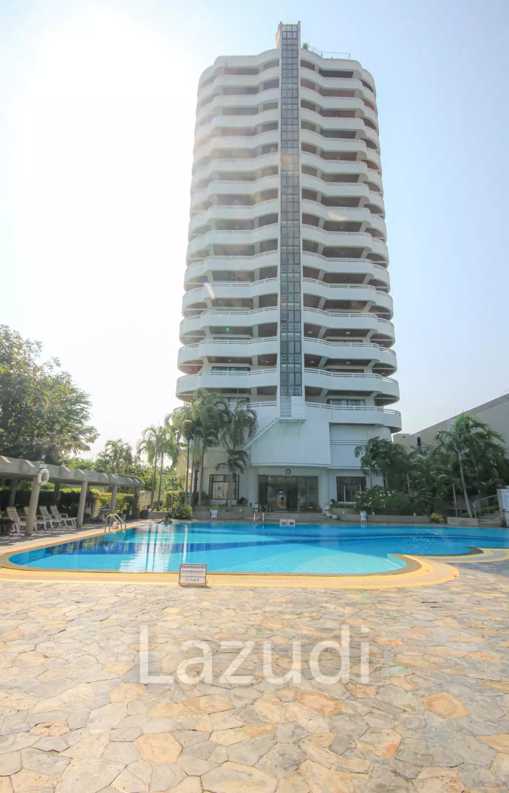 95 sqm sea view condo at VIP Condochain Cha-am