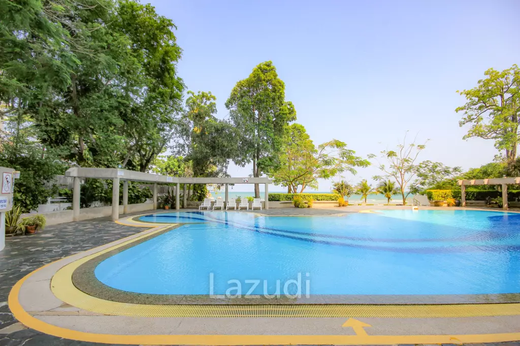 95 sqm sea view condo at VIP Condochain Cha-am