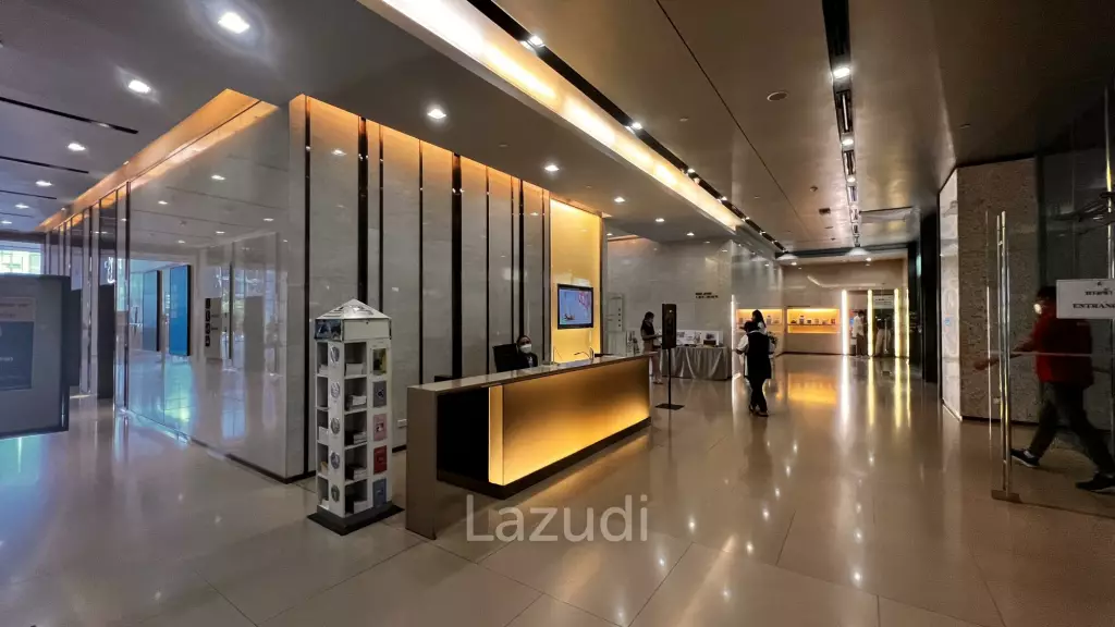Office For Rent at Thanapoom Tower