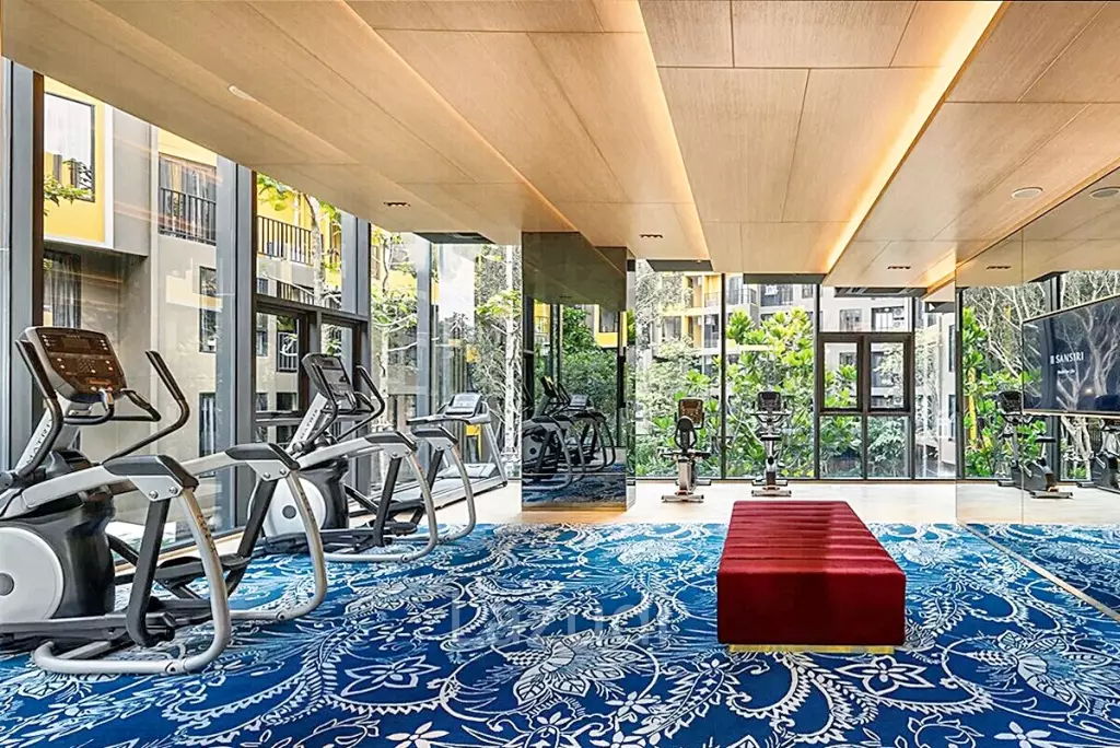 Studio 25.8 SQ.M The Base Central Condo For Sale