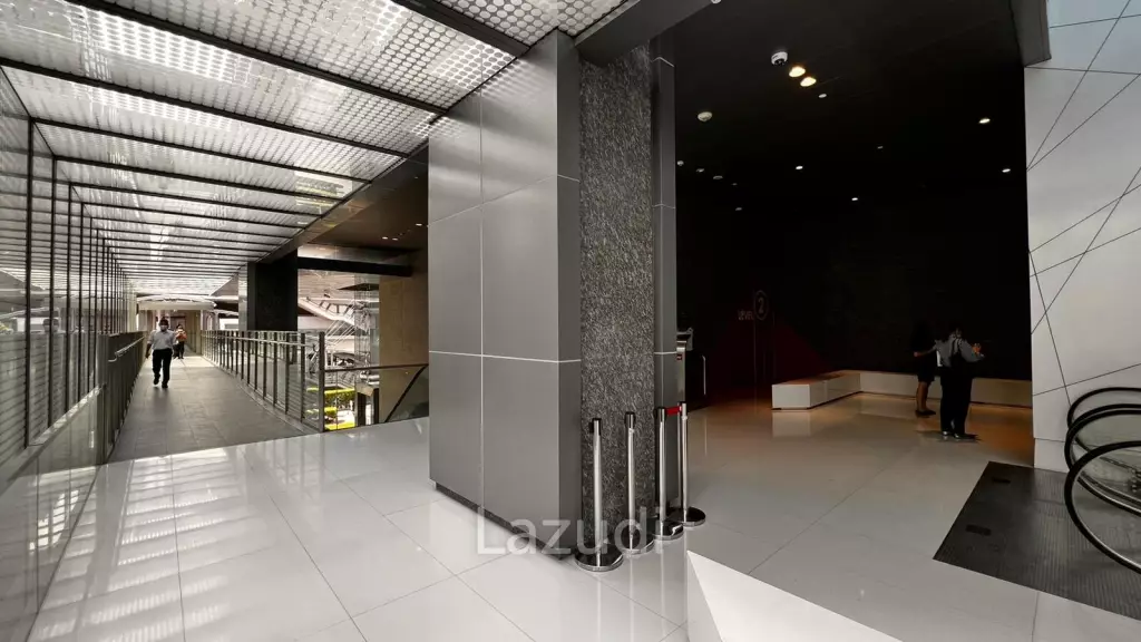 Retail For Rent At AIA Tower