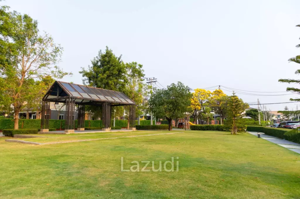 3 Bed 5 Bath House For Sale