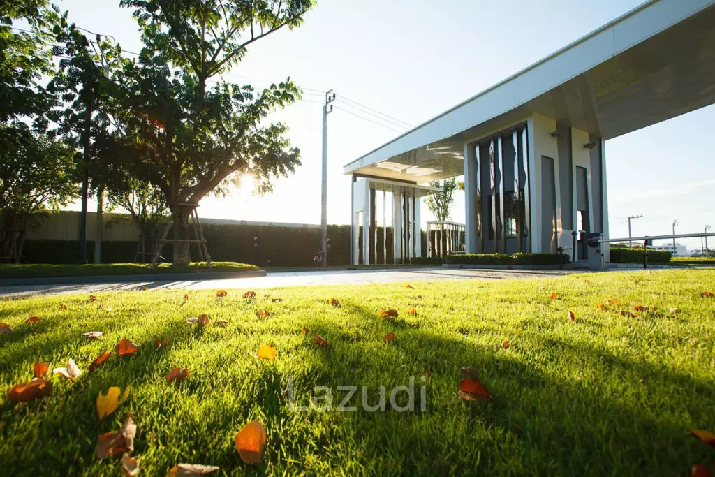 3 Bed 3 Bath 424 SQ.M Burasiri Wongwaen Onnut