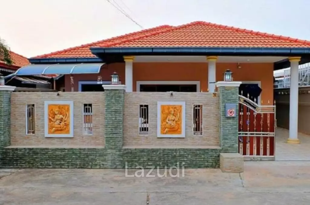 7 Bedroom 7 Bathroom 410 SQ.M. Eakmongkol Village
