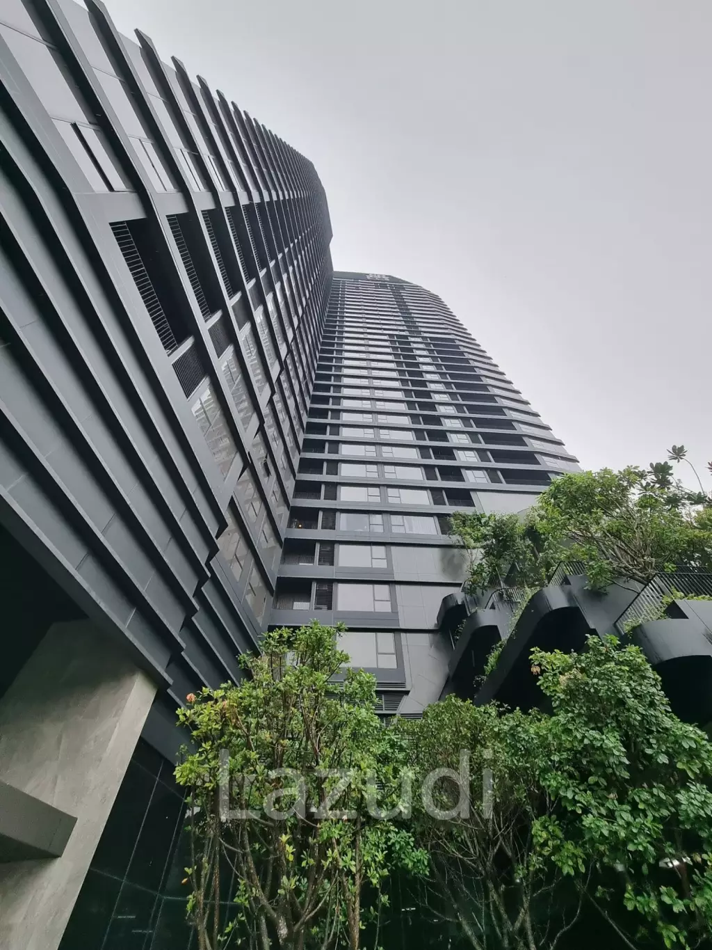 Penthouse 3 Beds 256.37 SQ.M Condo at Coco Parc