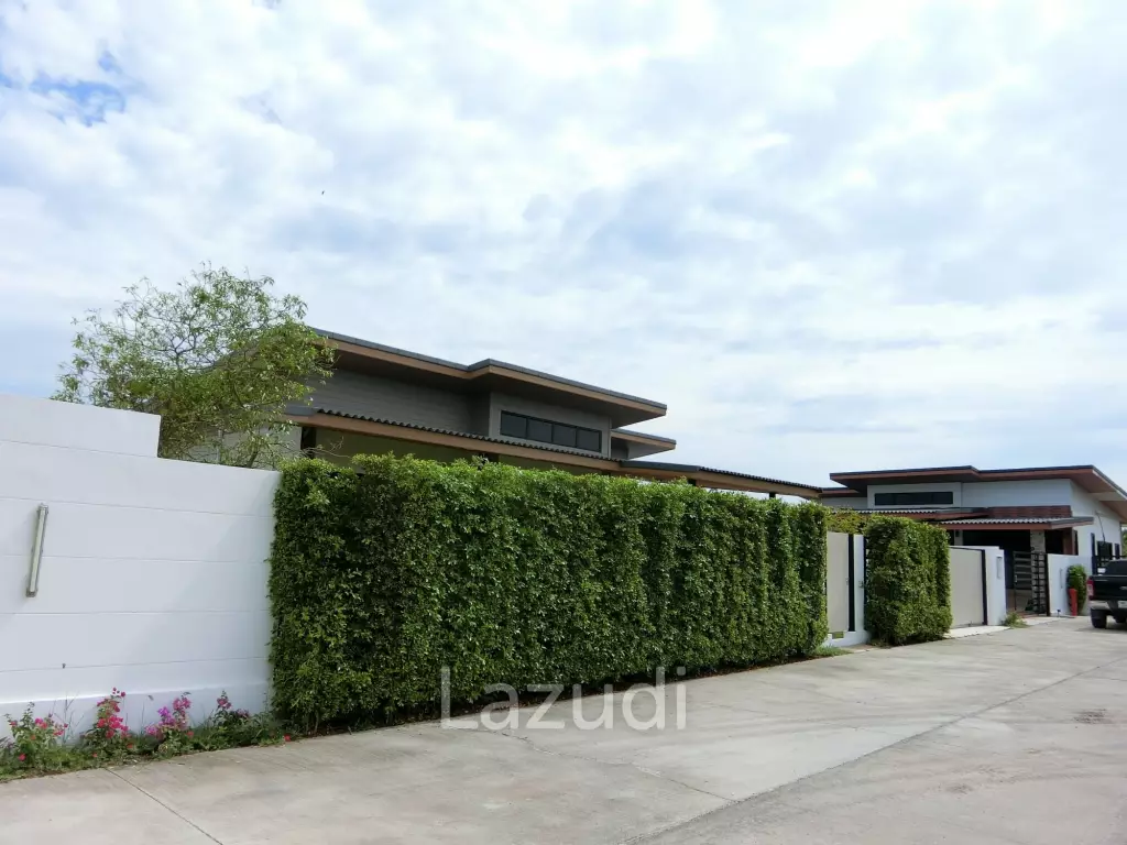 Anchan Gardens: Luxury 3-Bedroom Pool Villa  Hin Lek Fai