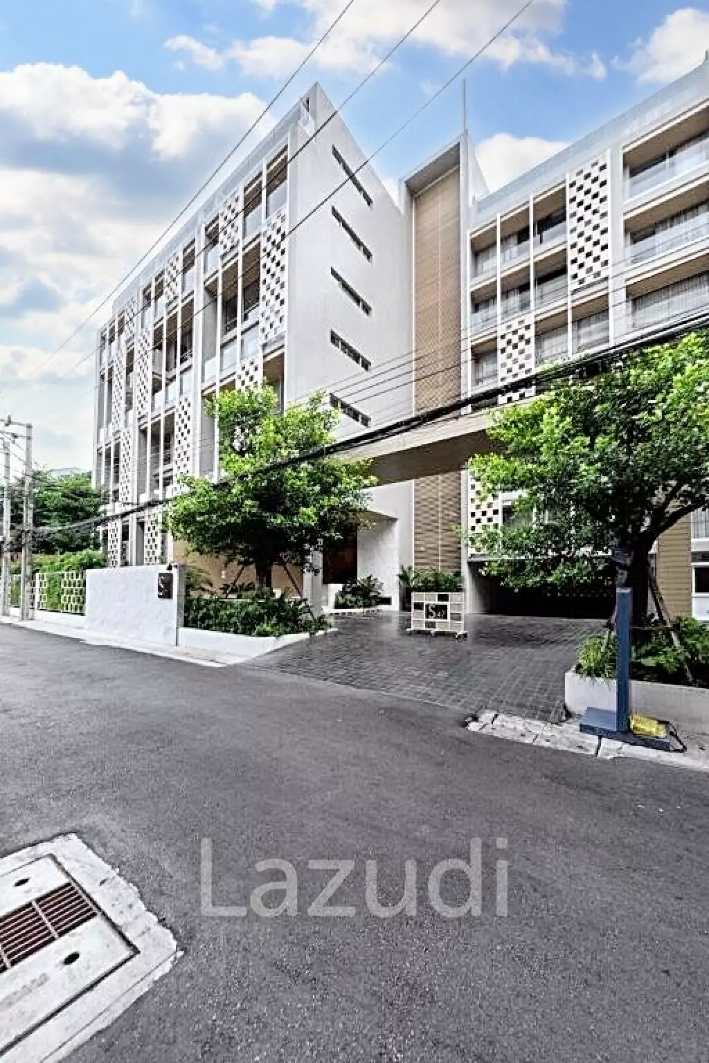 1 Bed 1 Bath 61.67 SQ.M S47 Sukhumvit