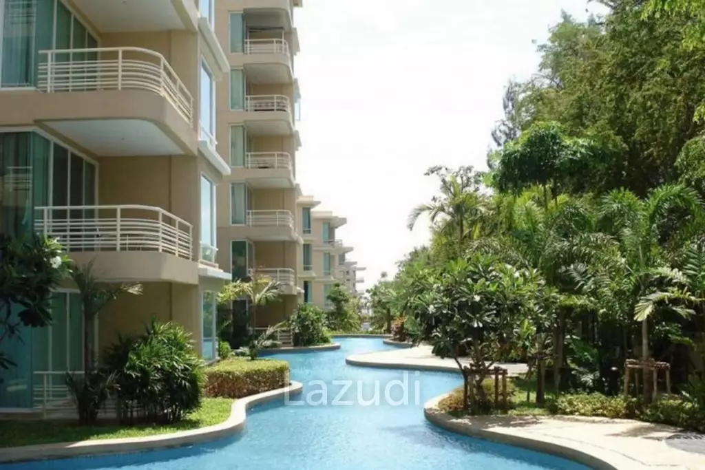 Baan Saen Ploen: 3 Bedroom Beach front Condo in Hua Hin Town Center