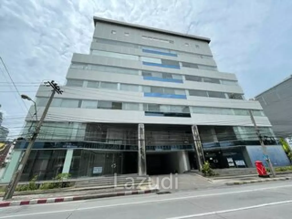 Prime Retail Space in Piyamitr Building Bangkok